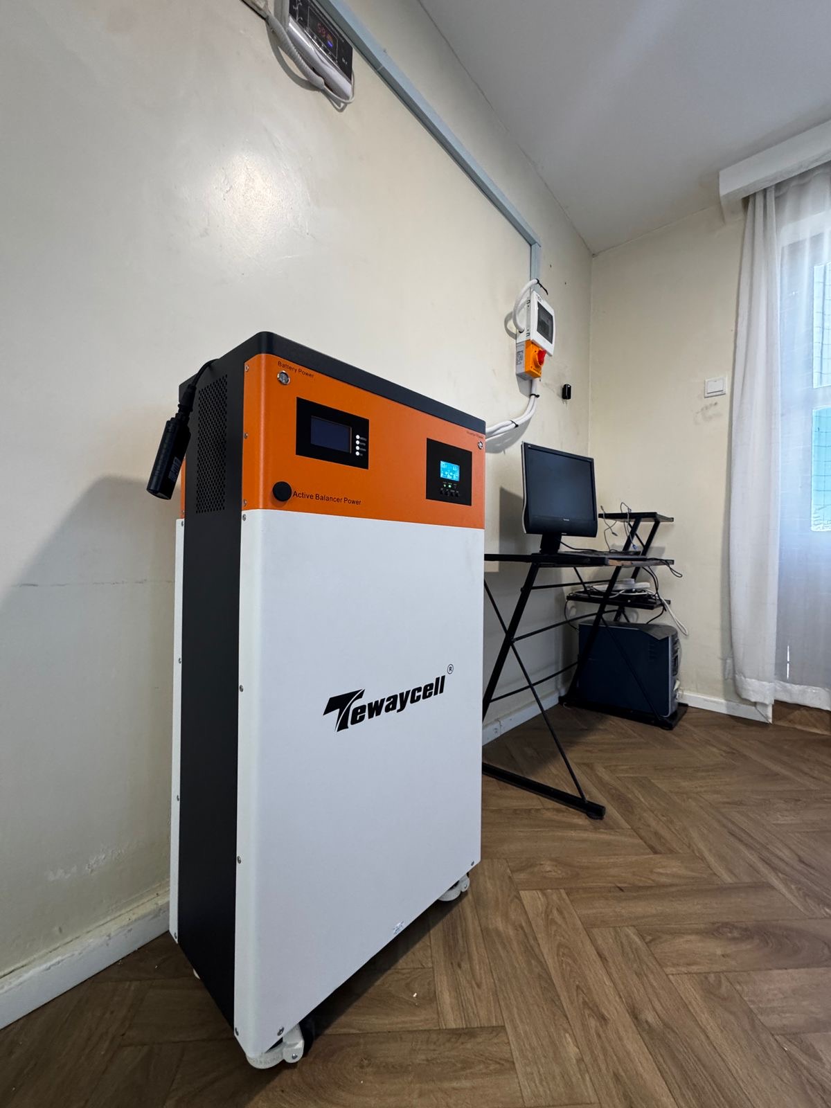 Floor Decor Energy Storage System (ESS) Solar System